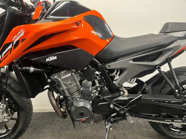 ktm - 790-duke