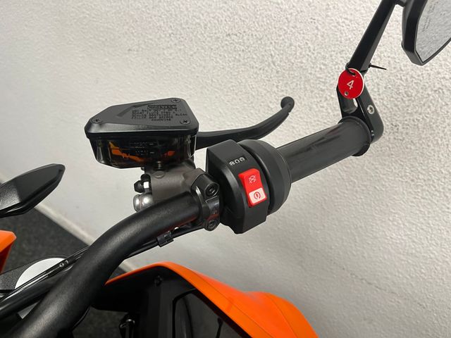ktm - 790-duke