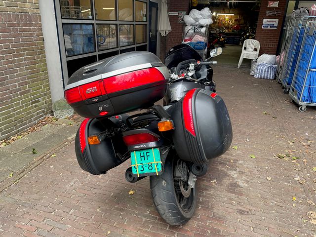 honda - cbr-1000-f-dcbs