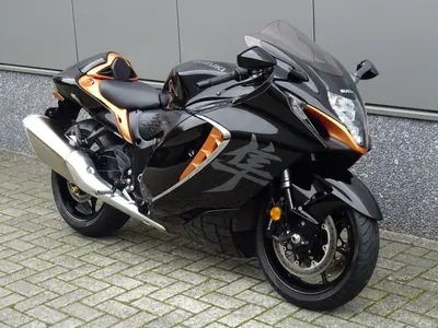 SUZUKI GSX-R 1300 HAYABUSA – foto 2