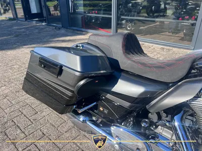 HARLEY-DAVIDSON ROAD GLIDE CVO FLTRXSE – foto 2