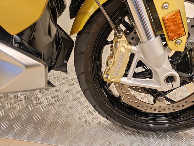 bmw - r-1250-rs