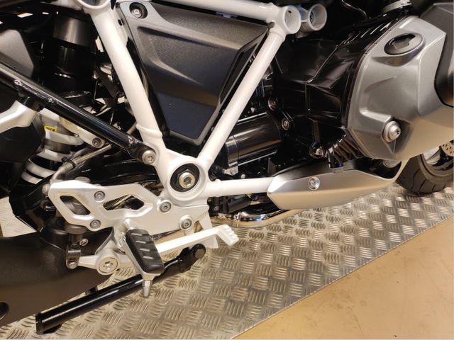 bmw - r-1250-rs