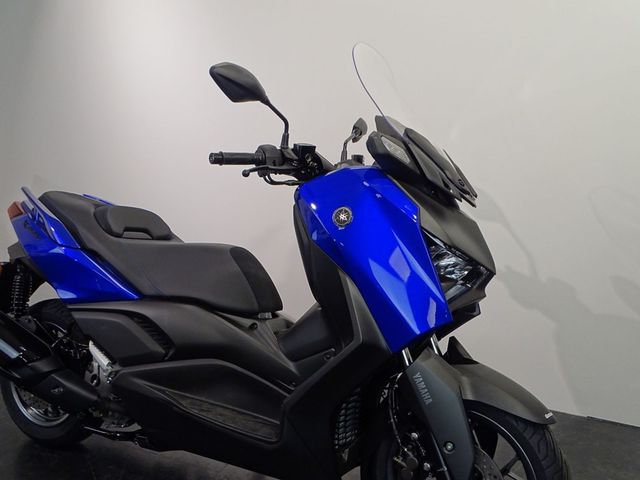 yamaha - x-max-300-abs