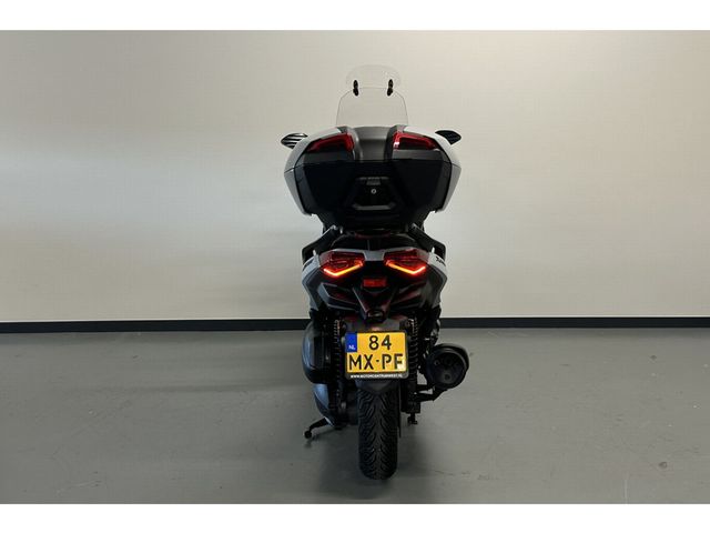 yamaha - x-max-300-tech-max