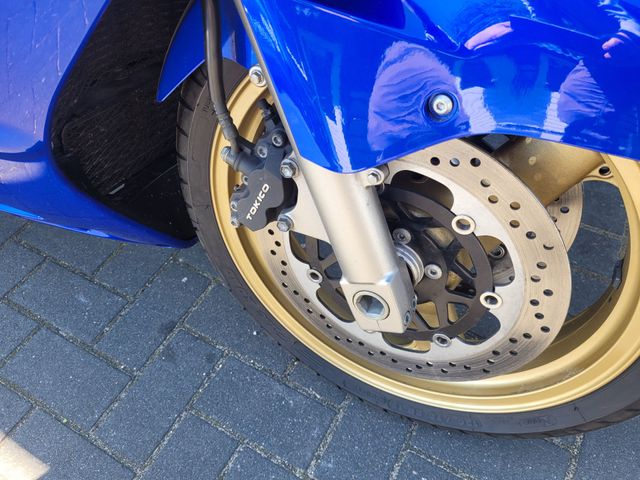 kawasaki - zzr-1200