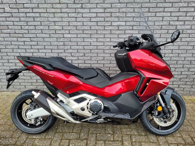 honda - nss-750-forza