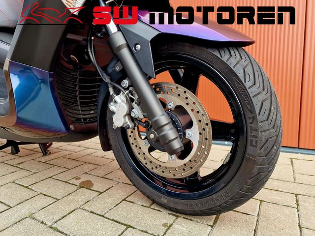 yamaha - x-max-250-abs