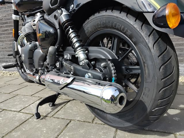 royal-enfield - super-meteor-650