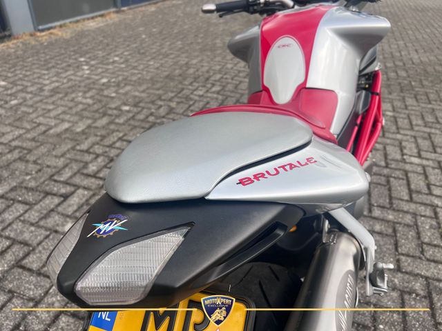 mv-agusta - brutale-910
