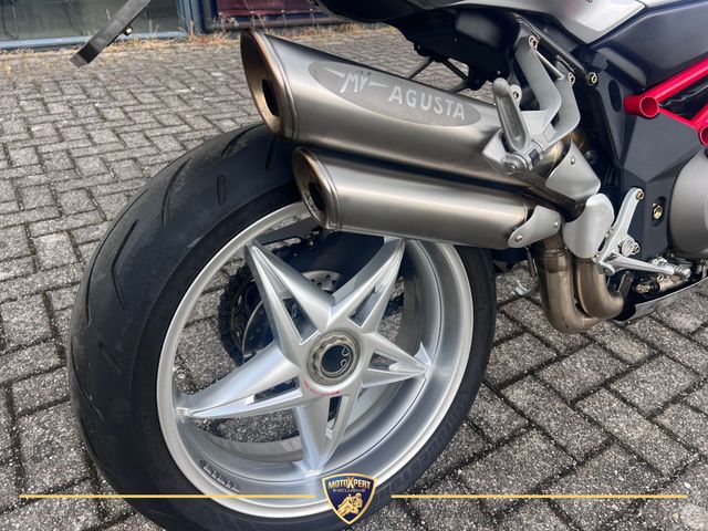 mv-agusta - brutale-910