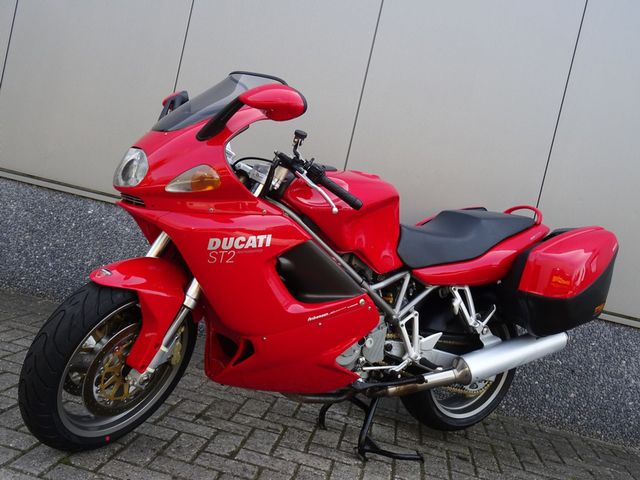 ducati - st-2