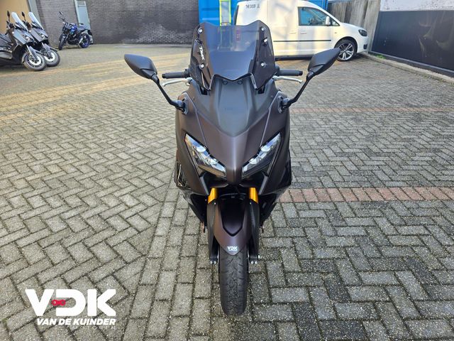 yamaha - tmax-tech-max-560