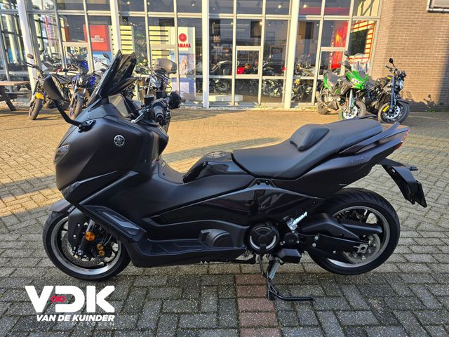 yamaha - tmax-tech-max-560