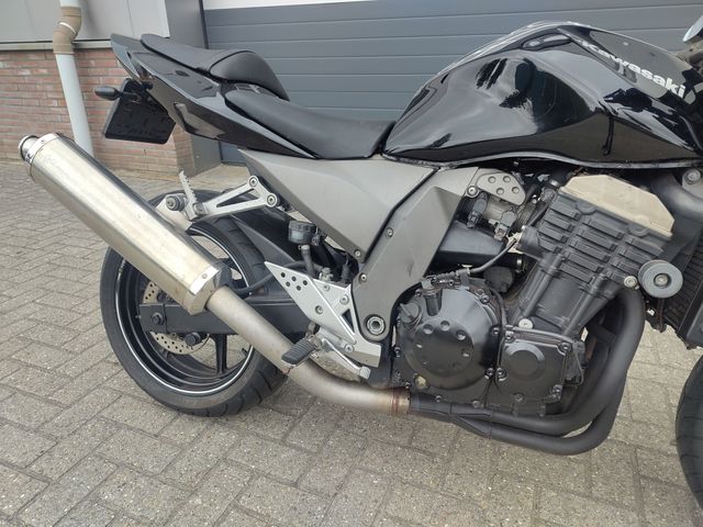 kawasaki - z-750