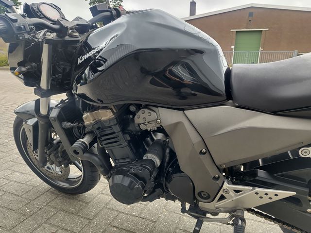 kawasaki - z-750