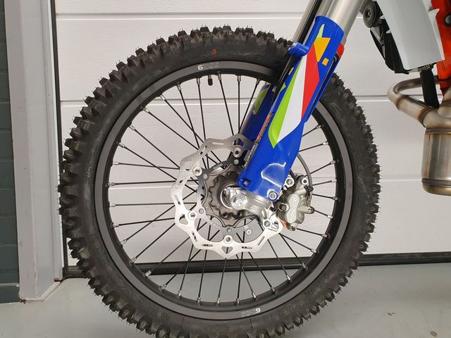 ktm - 300-exc-tpi-six-days