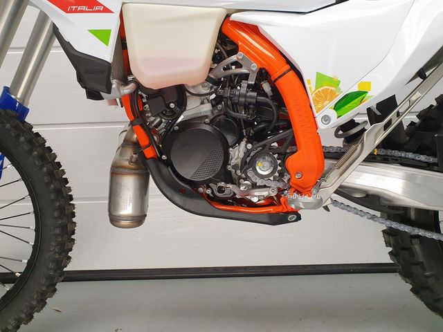 ktm - 300-exc-tpi-six-days