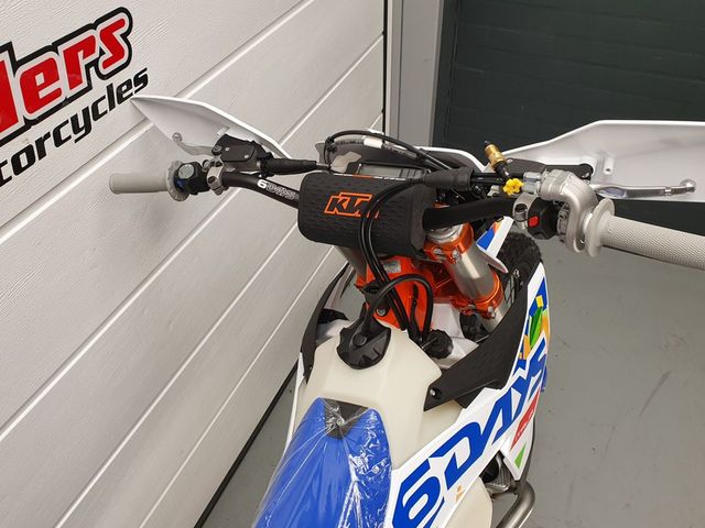 ktm - 300-exc-tpi-six-days