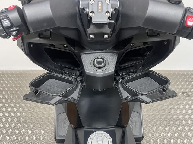 bmw - c-400-gt