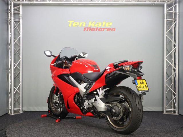 honda - vfr-800-fi