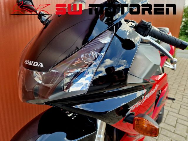 honda - cbr-900-rr-fireblade