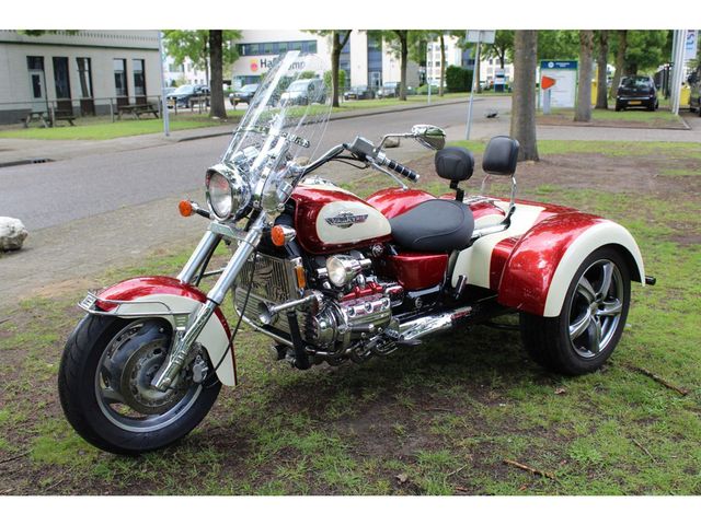 honda - gl-1500-trike