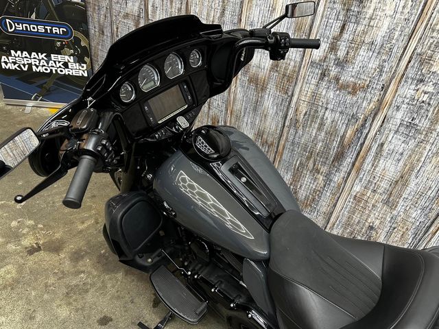 harley-davidson - electra-glide-flh