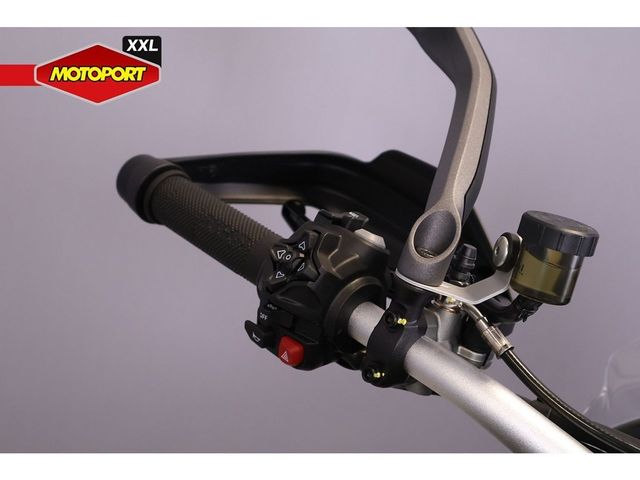 ducati - multistrada-v2-s