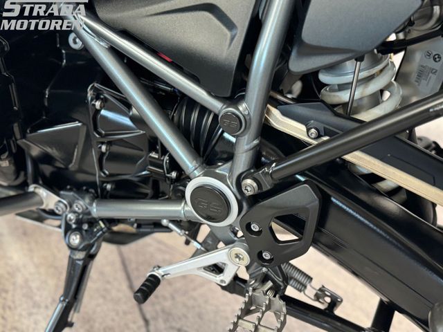 bmw - r-1200-gs-adventure-triple-black