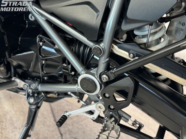 bmw - r-1200-gs-adventure-triple-black