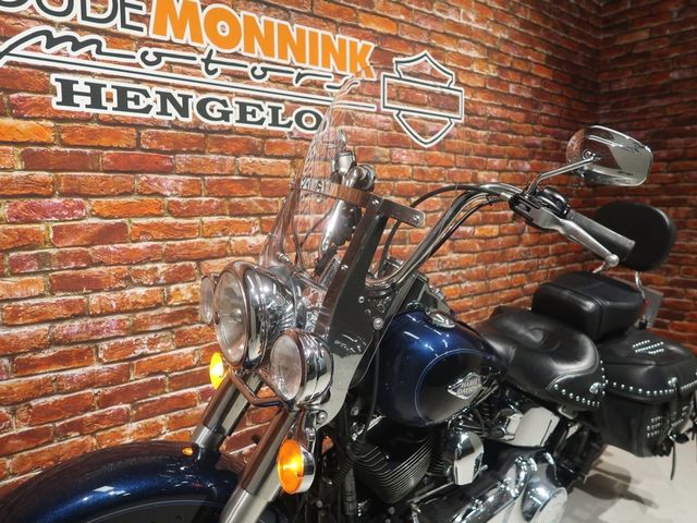 harley-davidson - heritage-softail-classic-flstc