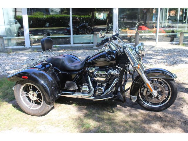 harley-davidson - tri-glide-freewheeler