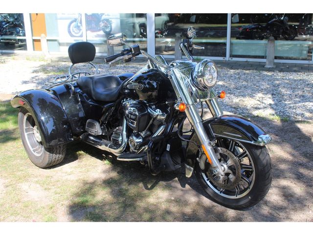 harley-davidson - tri-glide-freewheeler