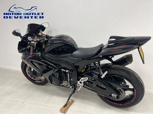 suzuki - gsx-r-600