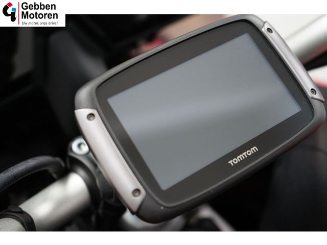 yamaha - tracer-9