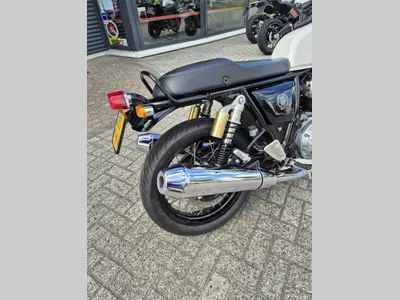 ROYAL ENFIELD CONTINENTAL GT – foto 4