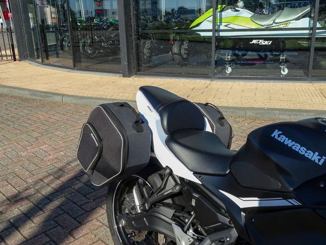 kawasaki - ninja-650