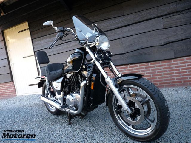 honda - vt-1100-c-shadow