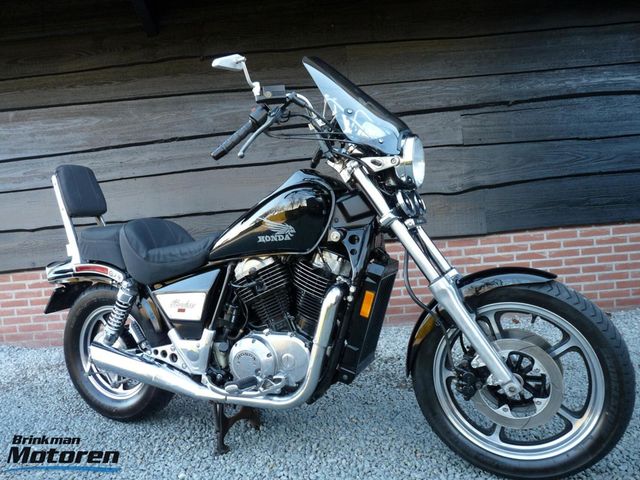 honda - vt-1100-c-shadow