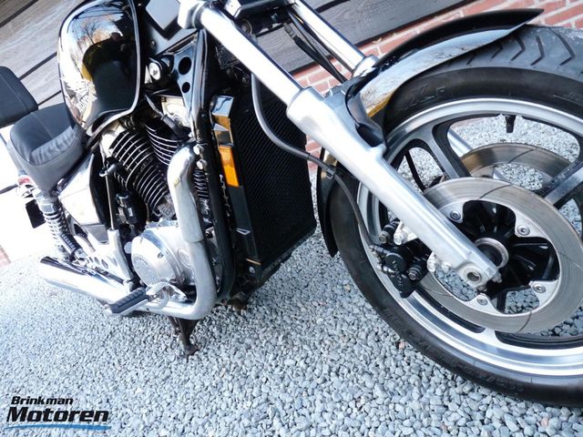 honda - vt-1100-c-shadow