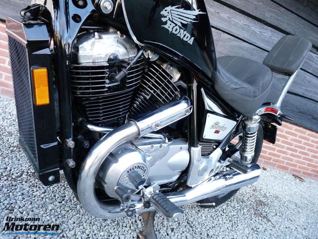 honda - vt-1100-c-shadow