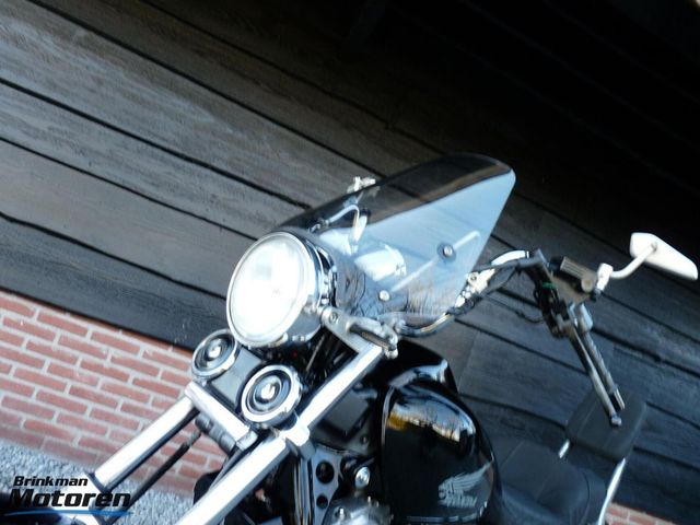 honda - vt-1100-c-shadow