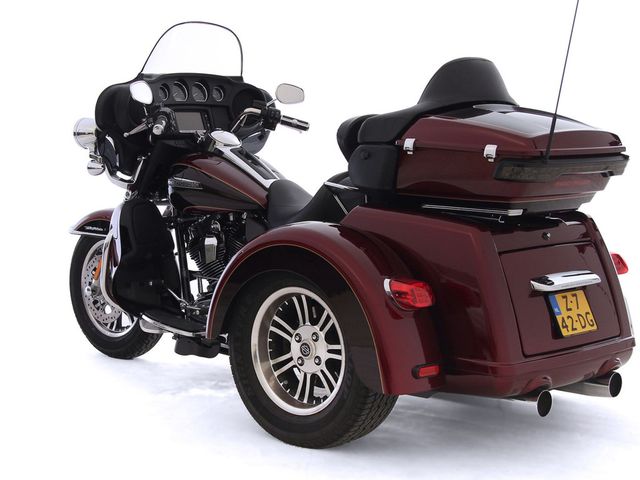 harley-davidson - tri-glide-ultra-classic-flhtcutg