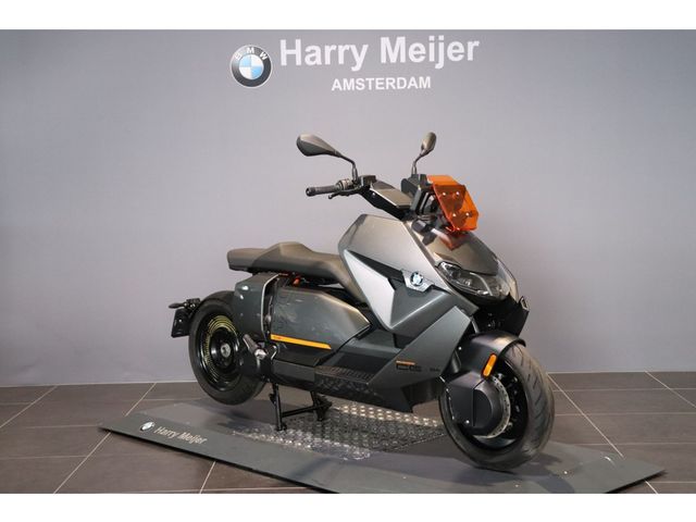 bmw - ce-04