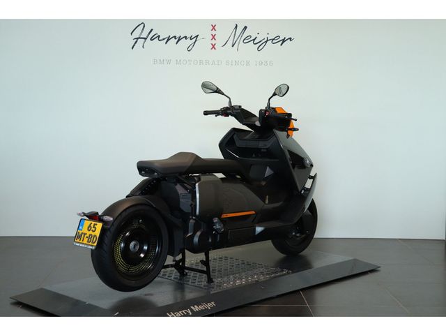 bmw - ce-04