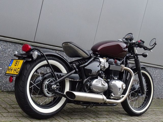 triumph - bonneville-bobber