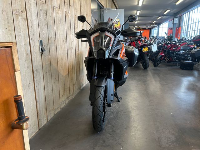 ktm - 1290-super-adventure-s