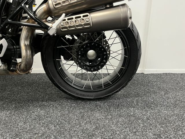 bmw - r-nine-t-scrambler