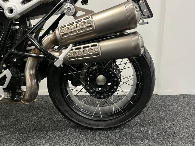 bmw - r-nine-t-scrambler